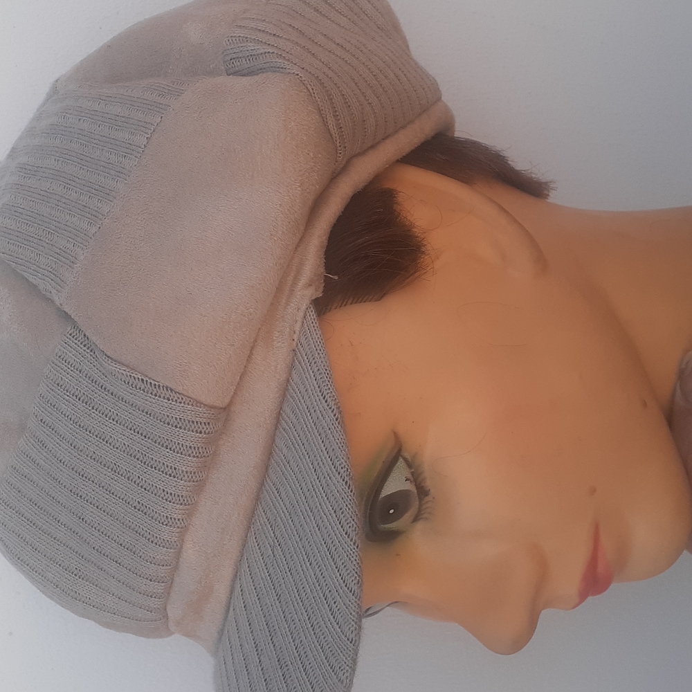 New Women's Black Red Newsboy Cabie Hat S M Cap - Picture 12 of 12